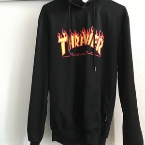 Medium Thrasher Hoodie (unisex)